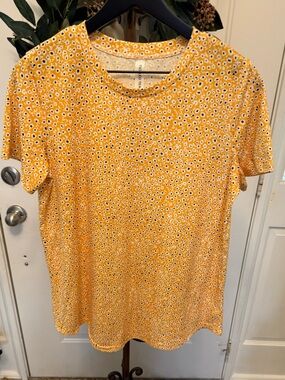 NWOT Tickled Teal Elly Micro Ditsy Floral Print Tee T Shirt SS M